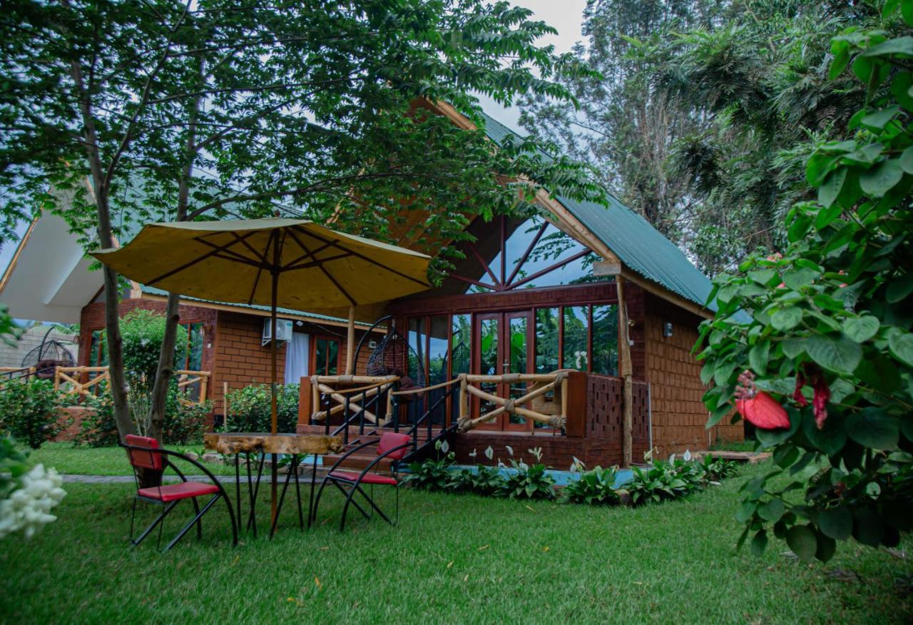 Shose Farmhouse Chalets & Campsite Moshi Exteriér fotografie