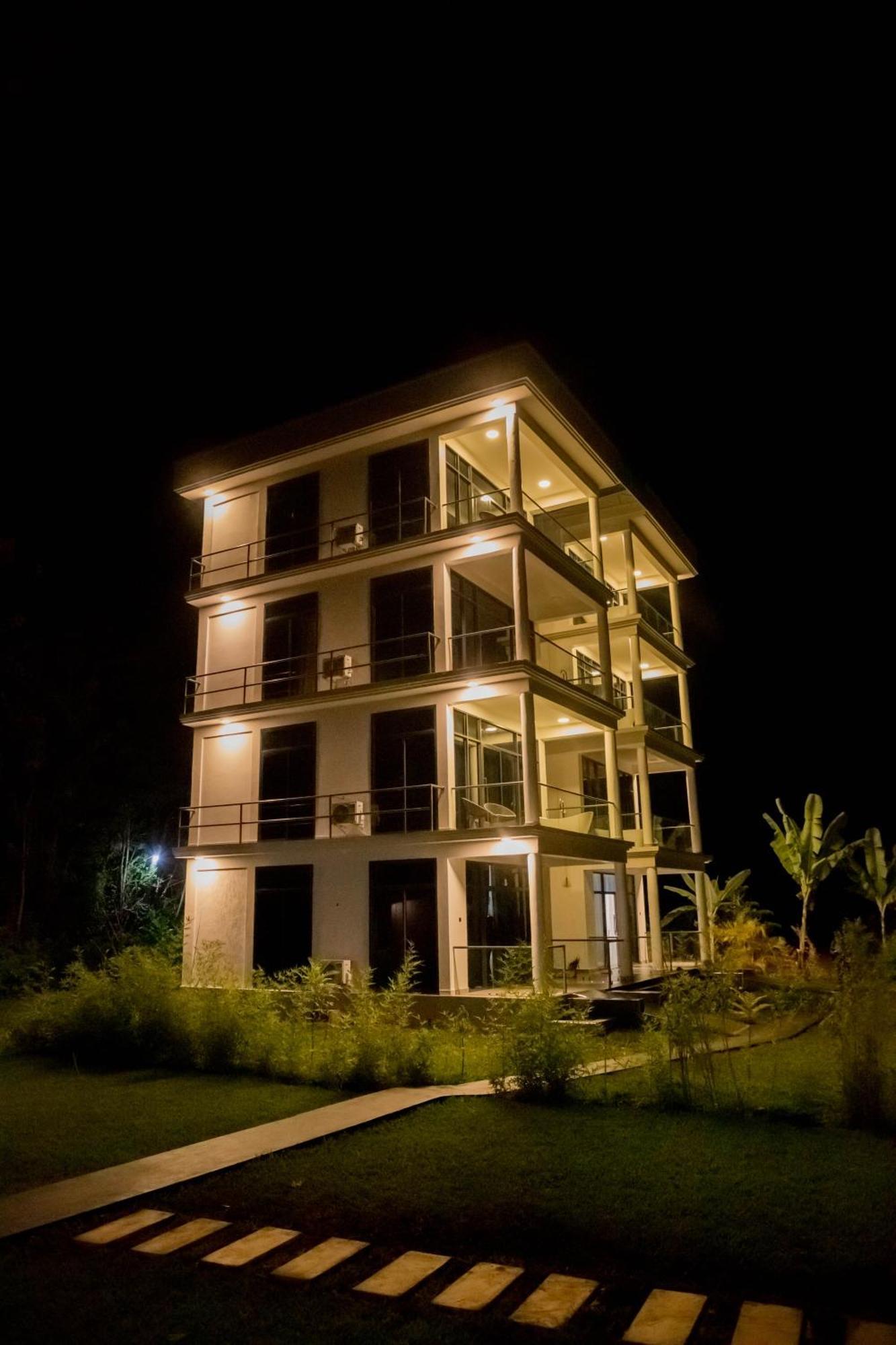 Shose Farmhouse Chalets & Campsite Moshi Exteriér fotografie